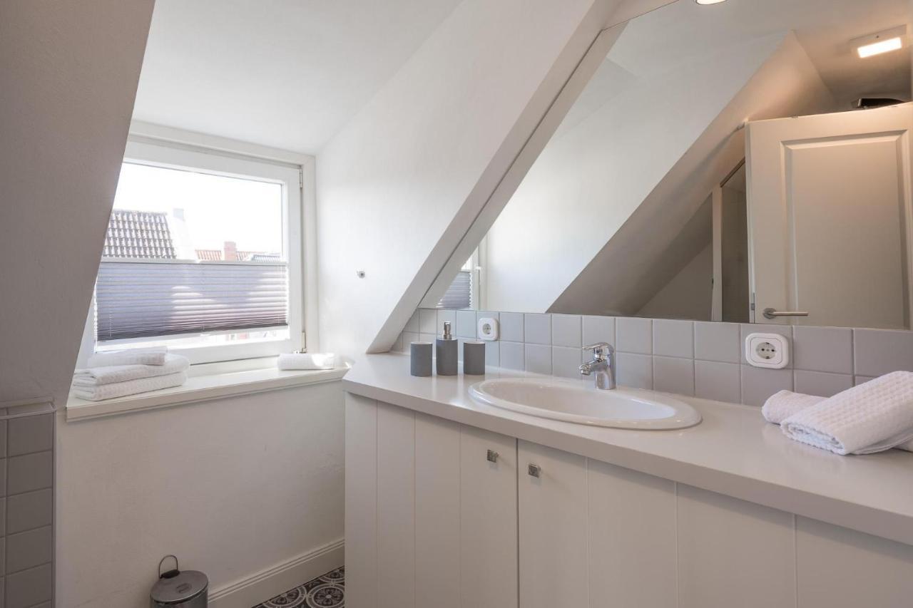 Apartmenthaus Theodor Storm - Unter Sternen Husum  Esterno foto
